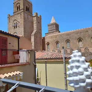  Apartment Balcone Delle Mura Italien